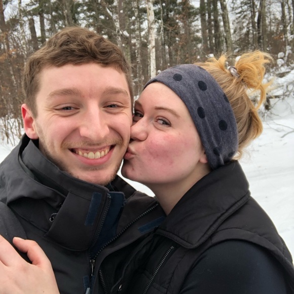 Meet your Posher, Hannah - Picture 3 of 4